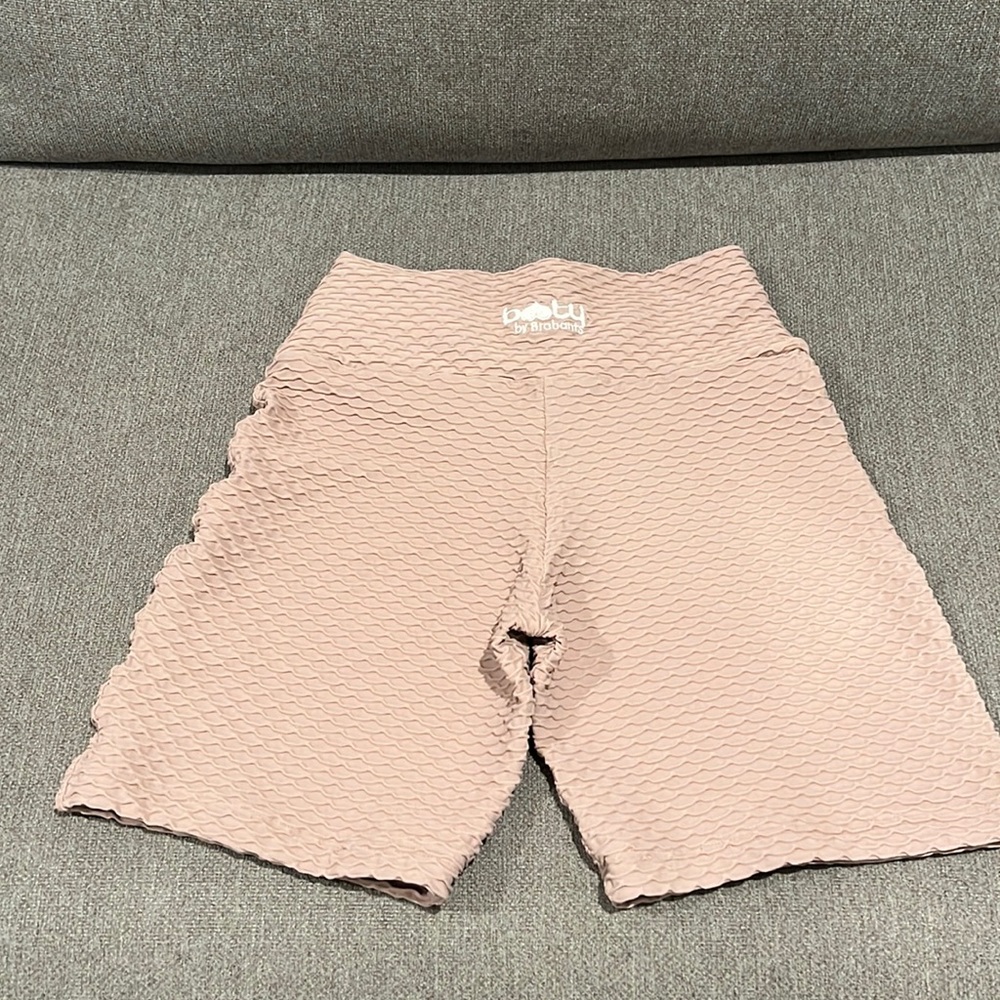 Bootybybrabants OSFM. Croco bike short. Dulce de leche.  Perfect condition.